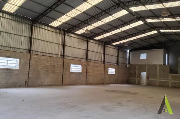 Galpão Comercial na Raposo Tavares em Mairinque! 