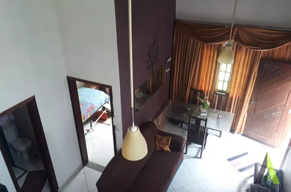 Casa em Condomínio Próximo ao Centro de São Roque! 