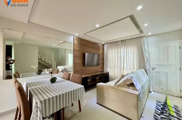 Sobrado em Condomínio Clube em São Roque! 