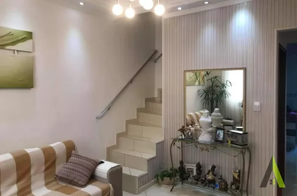 Casa em Condomínio Fechado em Mairinque!