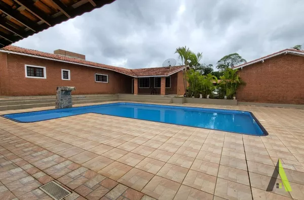 Chácara Rodeado de Muito Verde em São Roque!