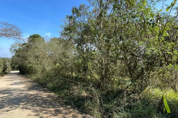 2 Terrenos Plano em Bairro de Chácaras  em São Roque!