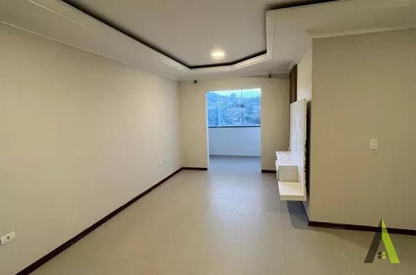 Apartamento Rico em Planejados em Condomínio de São Roque!