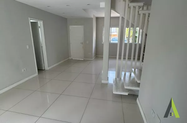 Casa em Condomínio Fechado de São Roque!