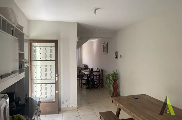 Sobrado em Bairro Tradicional  de São Roque! 