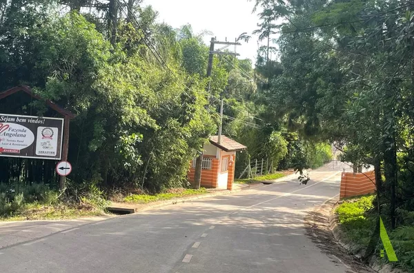 Terreno Plano em São Roque!