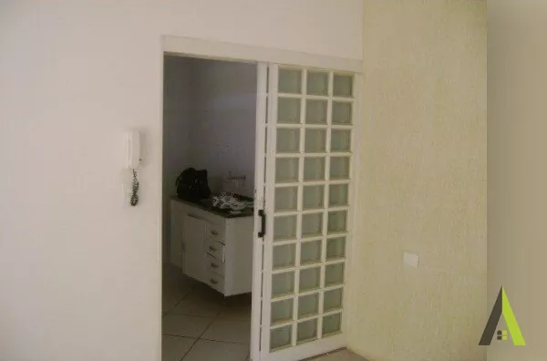 Casa Térrea em Condomínio Fechado  de São Roque!