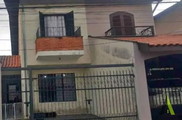 Sobrado Geminado em São Roque! 