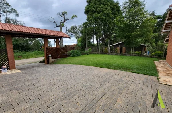 Chácara Rodeado de Muito Verde em São Roque!