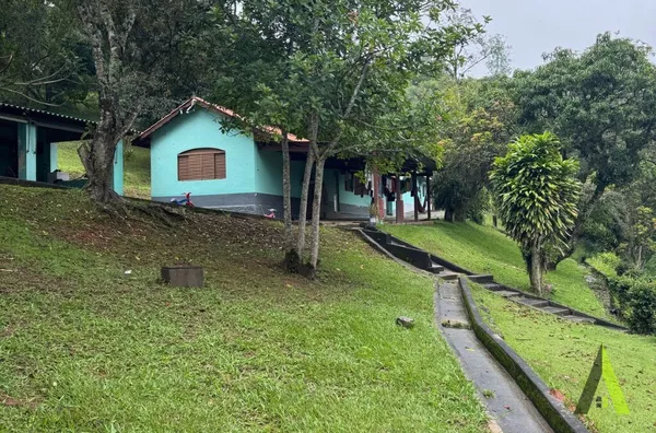 Sitio Com Lago Em São Roque!
