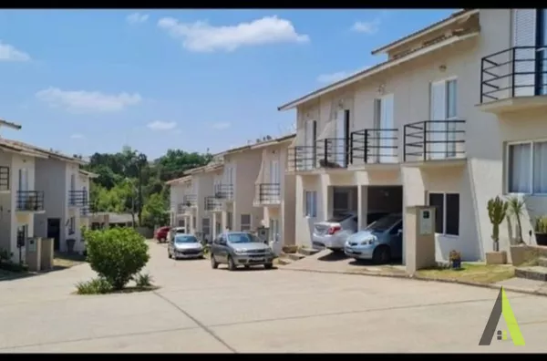 Sobrado em Condomínio Fechado em Mairinque! 