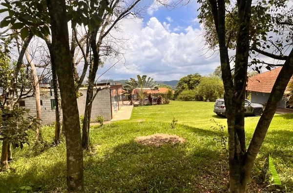 Chácara Completa em Araçariguama! 