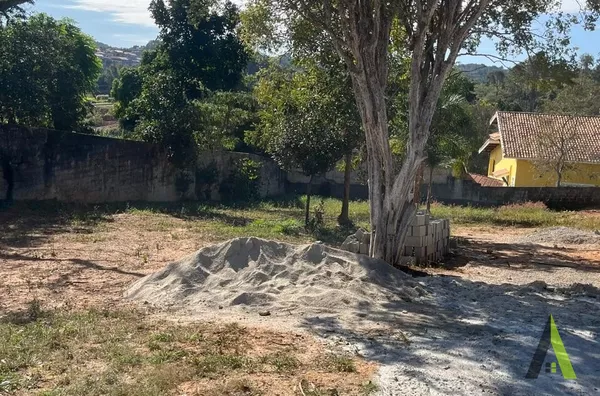 Terreno Próximo a Estrada do Vinho em São Roque! 