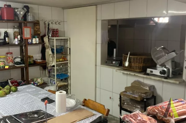  Ponto Comercial em Mailasque  São Roque