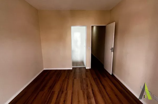 Casa Comercial  no Centro de São Roque  ! 