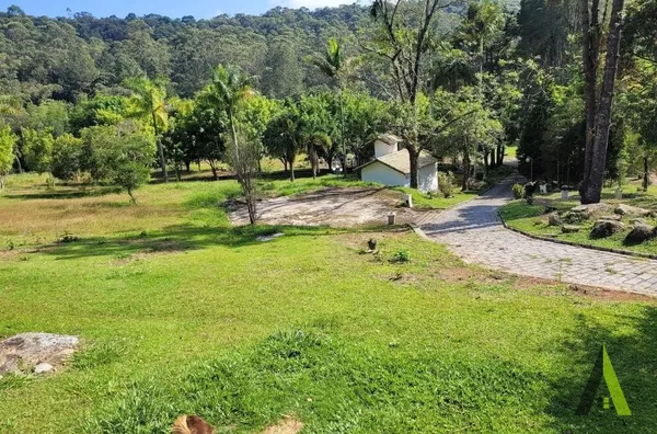 Lindo Haras em São Roque, com fácil acesso à São Paulo!