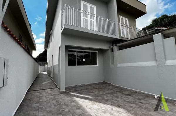 Casa Comercial  no Centro de São Roque  ! 