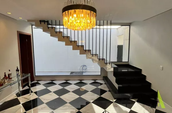 Sobrado Alto Padrão  em Condomínio Fechado com Acabamento de Primeira em São Roque!