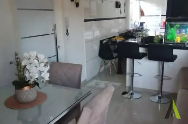 Casa Térrea Avarandada com Área de Lazer Completa em São Roque!