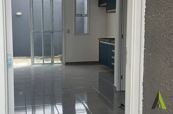 Sobrado em Condomínio Fechado em Mairinque! 