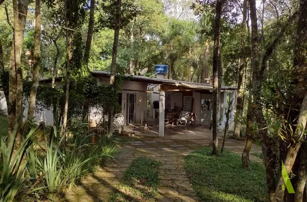 Chácara com Riacho em São Roque!