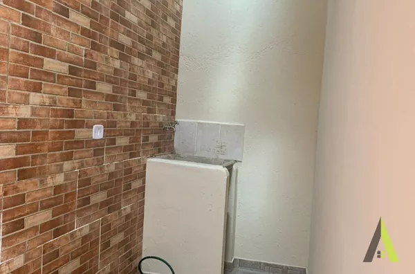 Casa com Acabamento Sofisticado em Mailasqui (Bairro) na Cidade de São Roque!