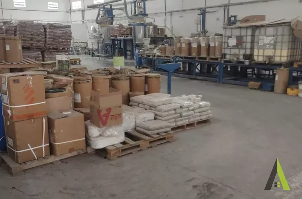  Indústria de Tintas com Infraestrutura Completa em Araçariguama!