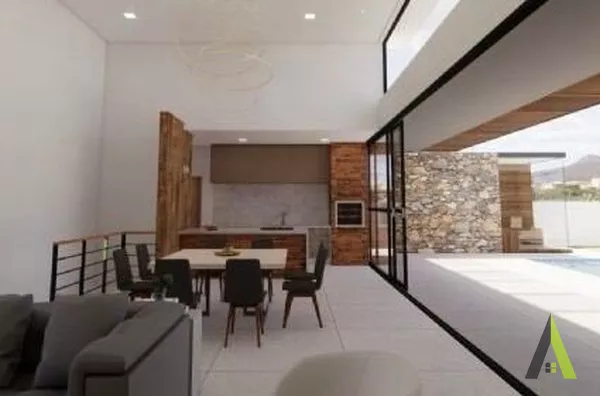 Casa de Alto Padrão em Condomínio Fechado em São Roque! 