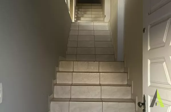  Casa com Piscina em Condomínio Fechado de São Roque! 