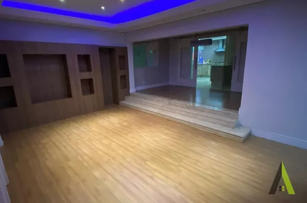 Casa Térrea em Bairro Nobre de São Roque!