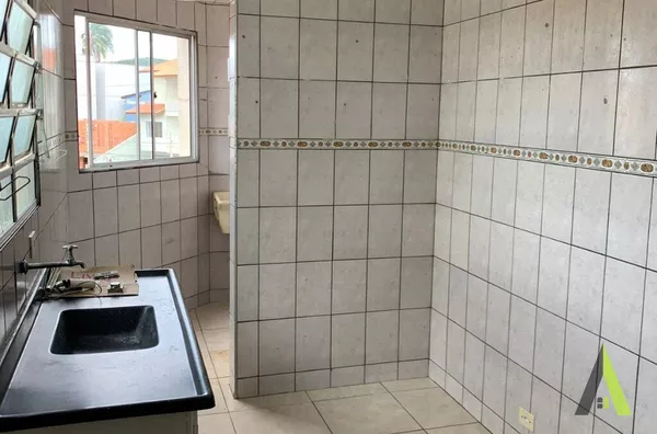  Apartamento no Centro de São Roque! 