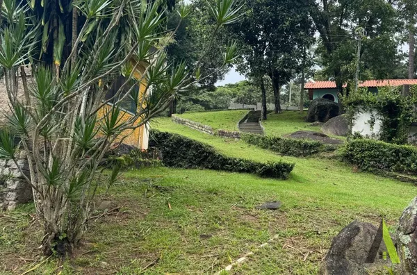 Sitio Com Lago Em São Roque!