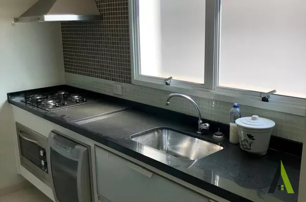 Apartamento Duplex Próximo ao Centro de São Roque! 
