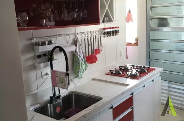 Casa em Condomínio Fechado em São Roque!