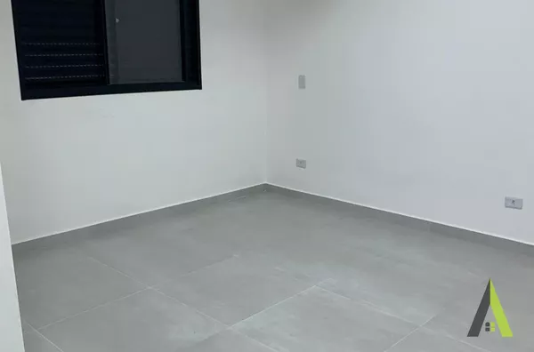 Casa Térrea em Condomínio Fechado de  São Roque!