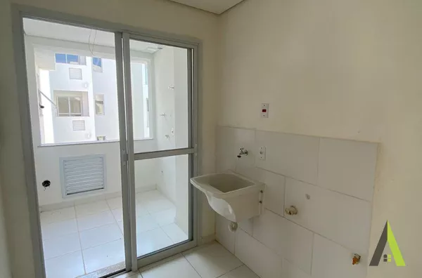 Apartamento em Condomínio Novo em São Roque! 