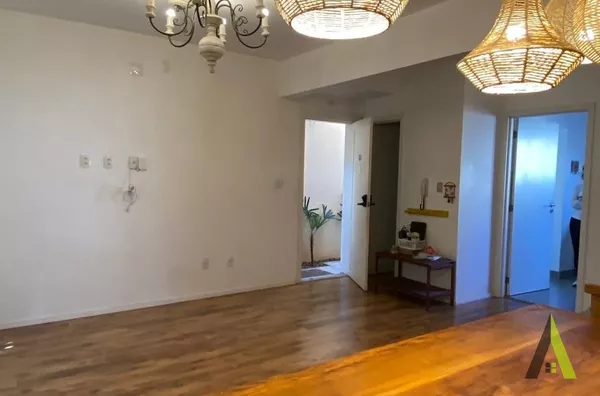 Sobrado em Condomínio Fechado em São Roque!