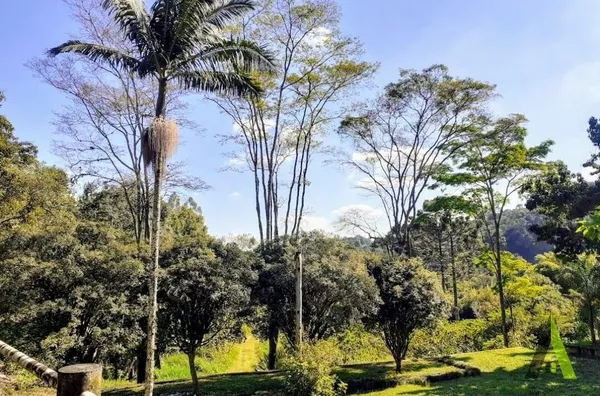 Chácara próximo ao Centro de São Roque!