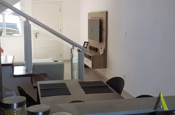 Casa em Condomínio Fechado em São Roque 