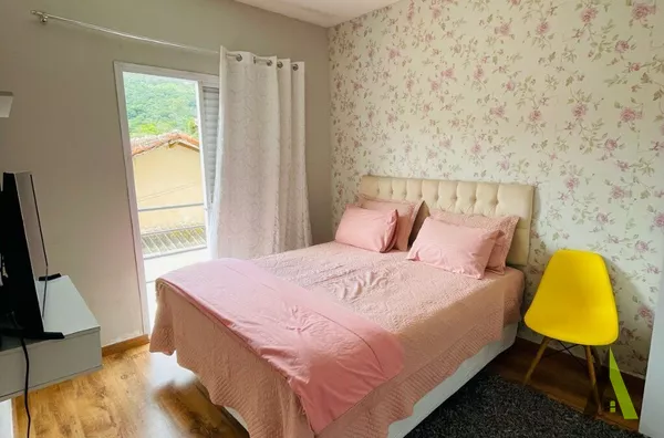 Sobrado em Condomínio Fechado em Mairinque! 