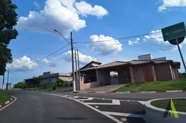 Terreno em Condomínio Fechado de Vargem Grande Paulista!