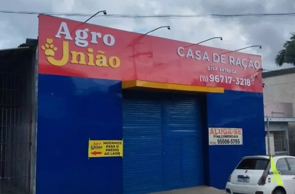 Ponto Comercial no Centro de São João Novo! 