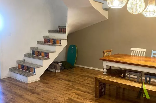 Sobrado em Condomínio Fechado em São Roque!