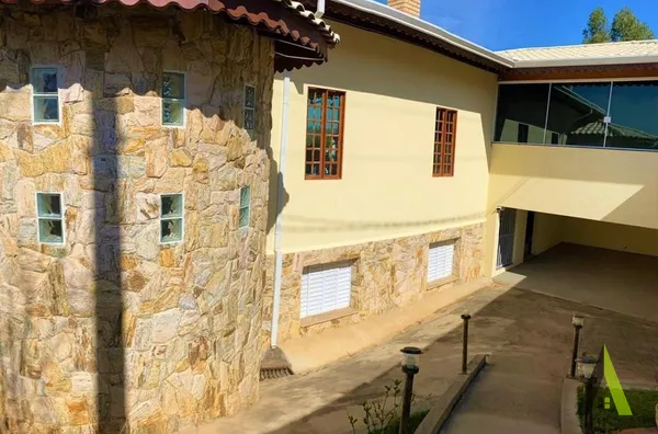 Chácara Alto Padrão em Mairinque! 