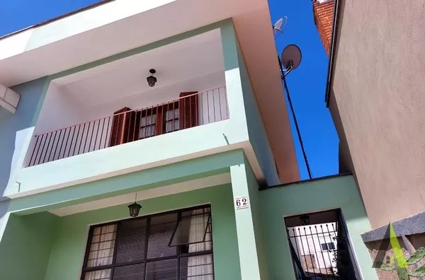 Sobrado em Bairro Nobre! 