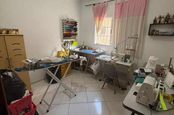 Sobrado em Bairro Tradicional em São Roque! 