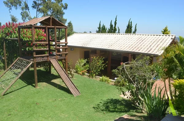 Chácara na Estrada do Vinho em São Roque! 