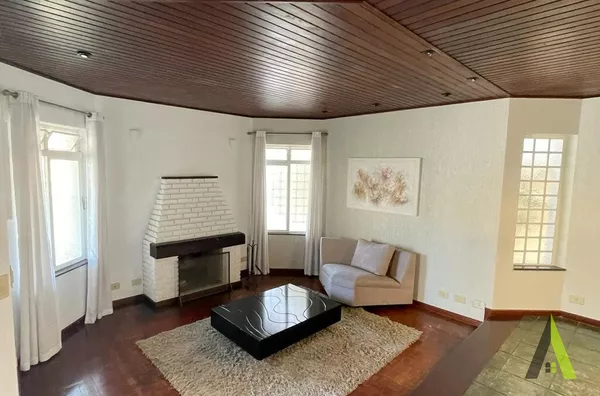  Sobrado com Área Gourmet Completa  em Bairro Nobre de São Roque!