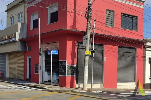 Ponto Comercial no Centro de São Roque!