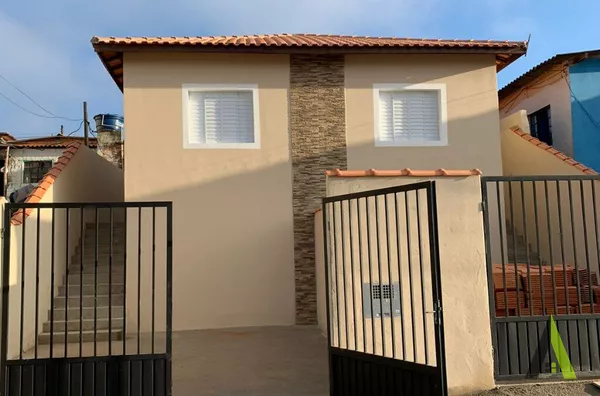 Casa Térrea com Design Moderno em Mairinque!